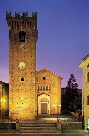 Torre Acquaviva Mosciano Sant'Angelo piazza capuani